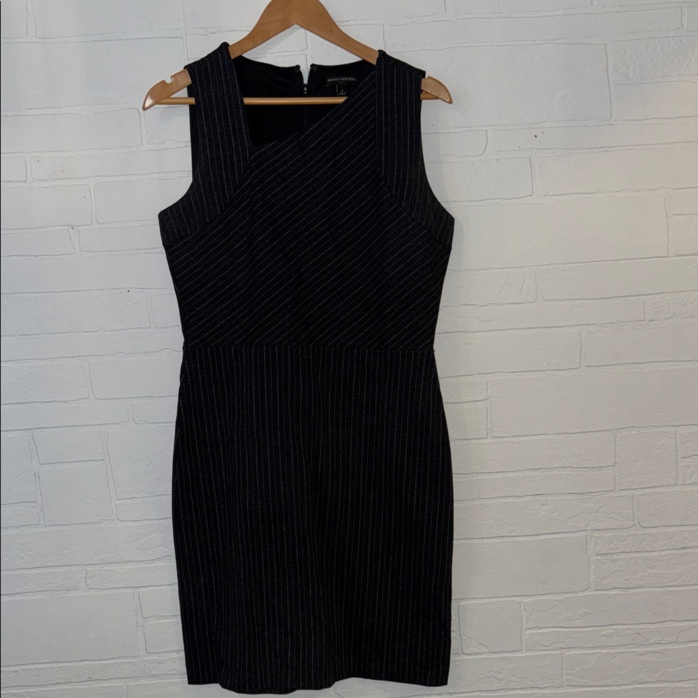 Banana republic Black ( dark charcoal) with pinstripe Sleeveless Dress